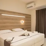 Dafni Hotel 4*
