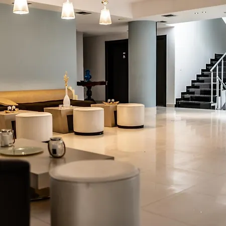Dafni Hotel 4*