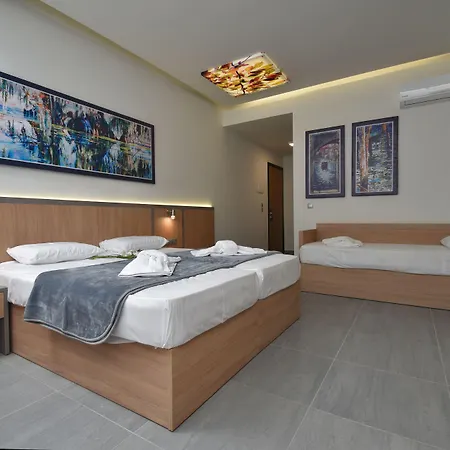 Хотел Dafni 4*