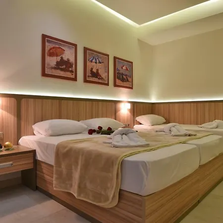 Dafni Hotel 4*