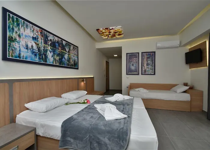 Hotel Dafni 4*